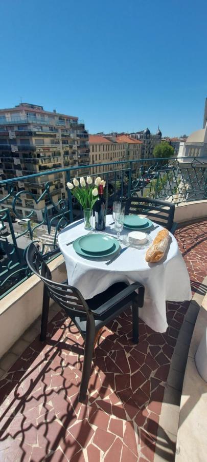 Le Metropole Nice Victor Hugo Εξωτερικό φωτογραφία